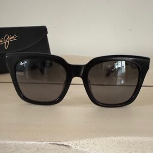 Maui Jim Black Cat-Eye Sunglasses